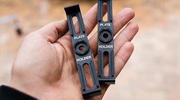 plateholder-kennzeichenhalter-hand plateholder-kennzeichenhalter-hand
