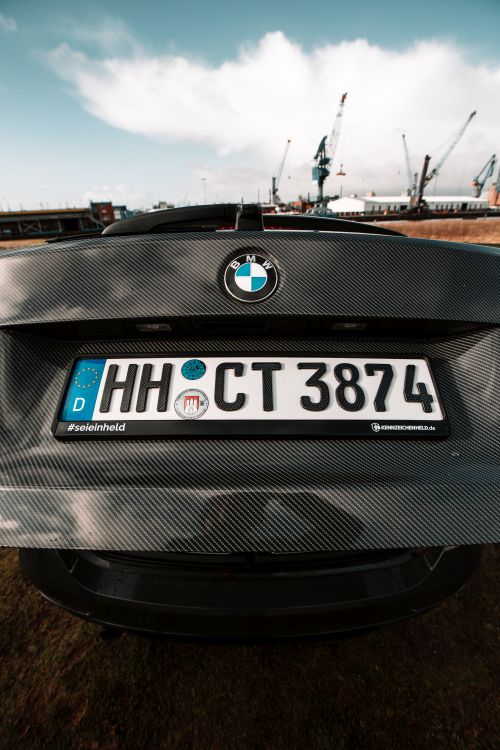 3D KFZ Kennzeichen am BMW in Carbon Optik